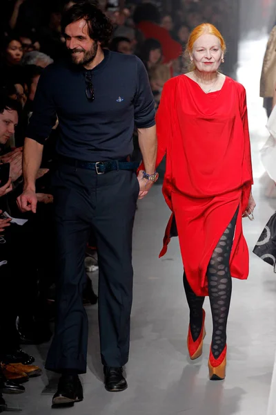 Look 50